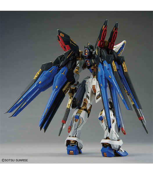 Fellowes / バンダイ MGEX 1/100 ストライクフリーダムガンダム